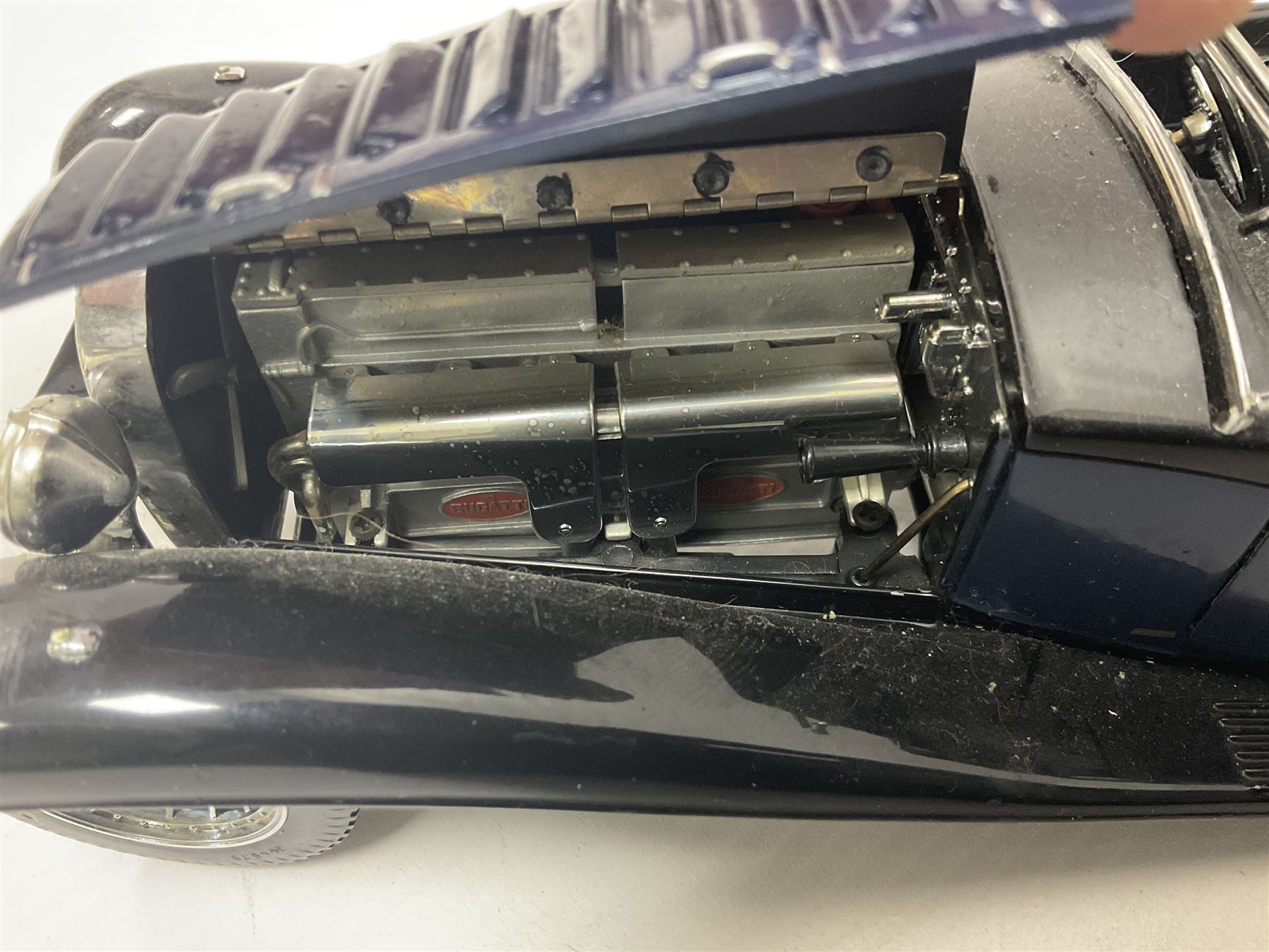 Franklin Mint - five 1:24 scale die-cast precision models comprising 1930 Bugatti Royale Coupe Napoleon, 1933 Duesenberg SJ Twenty Grand, 1935 Mercedes Benz 500K Special Roadster, 1938 Jaguar SS-100, and 1947 Bentley 