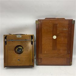 Otto Wernhard folding mahogany and brass plate camera, with Steinhart Munchen lens No. 35129, together with two other plate camera and various plates 