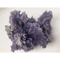 Grape agate cluster, formed of spherical quartz crystals, in purple tones, H15cm, L20cm