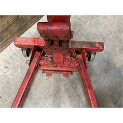 Clarke Stong Arm folding crane