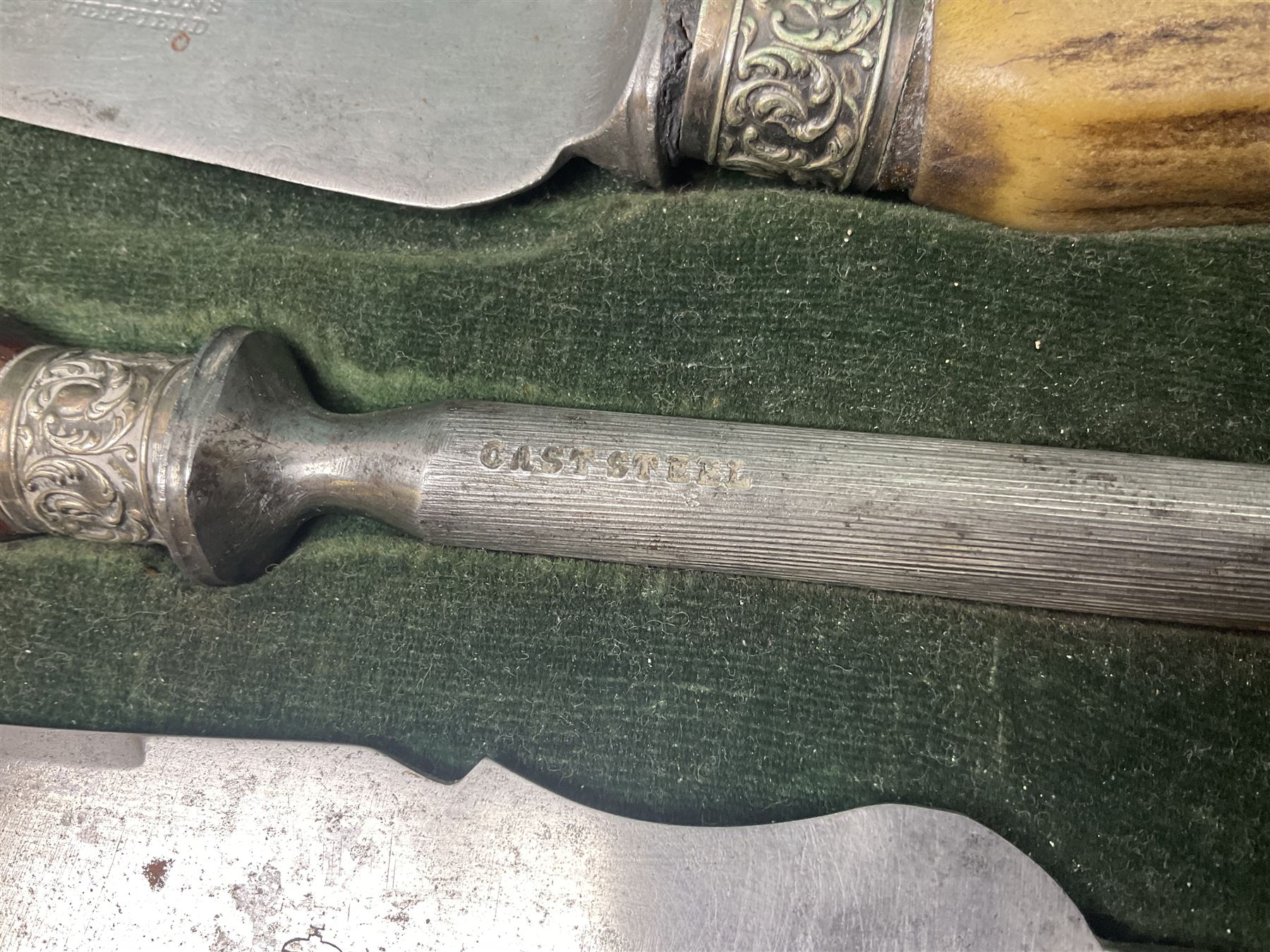Cased horn handled carving knife set by James Deakin & Sons, Sheffield 