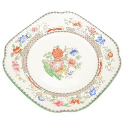 Copeland Spode Chinese Rose pattern extensive tea and dinner service, including eighteen dinner plates, twenty two desert plates, twenty cups and saucers, teapot, coffee pot, platters etc  