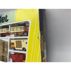 Matchbox - Farm Set G-6 in original box 