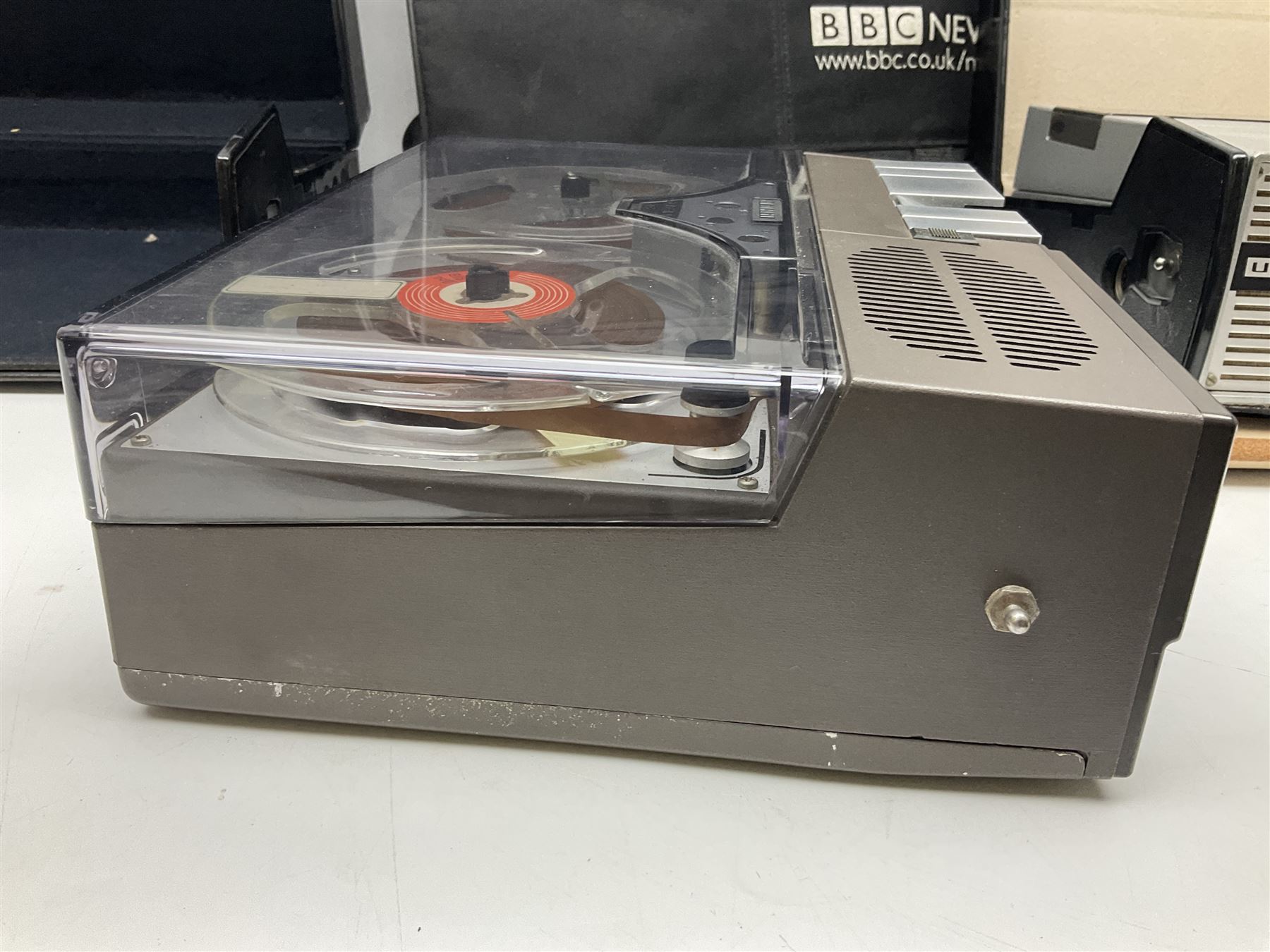 Uher 4100 Report-V professional tape recorder, with case, together with Uher 4000 Report professional tape recorder 