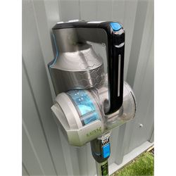 Vax TBT3V1B1 cordless vacuum cleaner (no charger) - THIS LOT IS TO BE COLLECTED BY APPOINTMENT FROM DUGGLEBY STORAGE, GREAT HILL, EASTFIELD, SCARBOROUGH, YO11 3TX