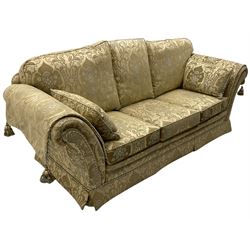 Steed Kedleston three seat sofa, and mat