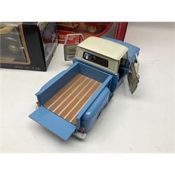 Seven 1:18 scale die-cast models by Ertl, Road legends, Maisto, Solido etc including two Coca Cola promotional vehicles; five boxed (7)