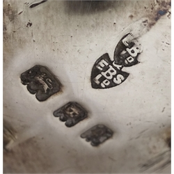 Silver three piece cruet set by Edward Barnard & Sons Ltd, London 1931