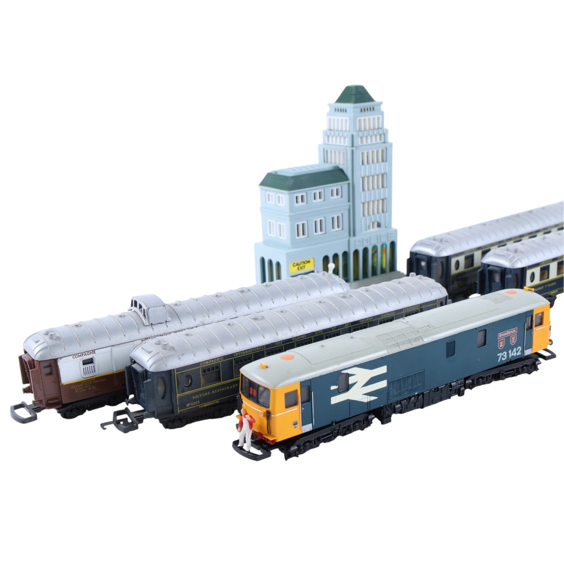 Two Lima locomotives, Class 73 'Broadlands' and LMS 7120, and a small quantity of further rolling stock, diecast vehicles, etc