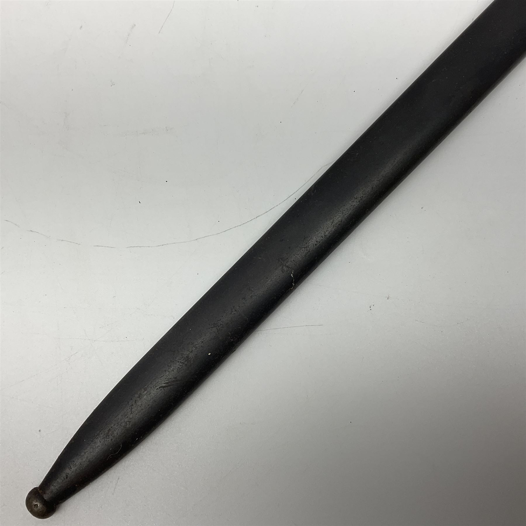 French Model 1892 Mannlicher Berthier bayonet with 39.5cm fullered blade; in metal scabbard with leather frog L54cm overall; and French Model 1874 epee bayonet (no scabbard) (2)