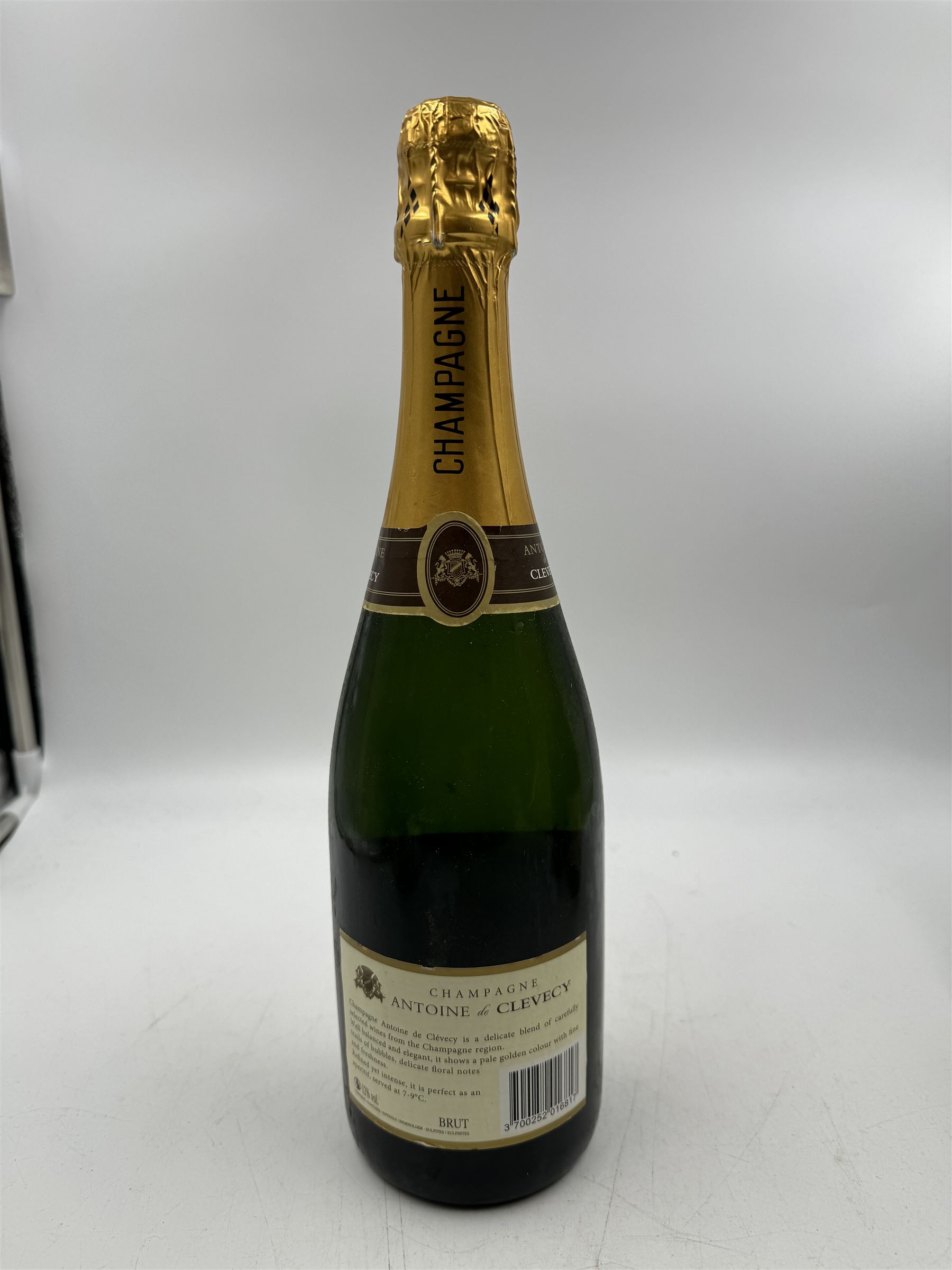 Mixed champagne; Chateau D'ay Ayala & Co 1919, Oudinot a Epernay, Antoine de Clevecy and Lanson Black Label, various contents and proof (4)