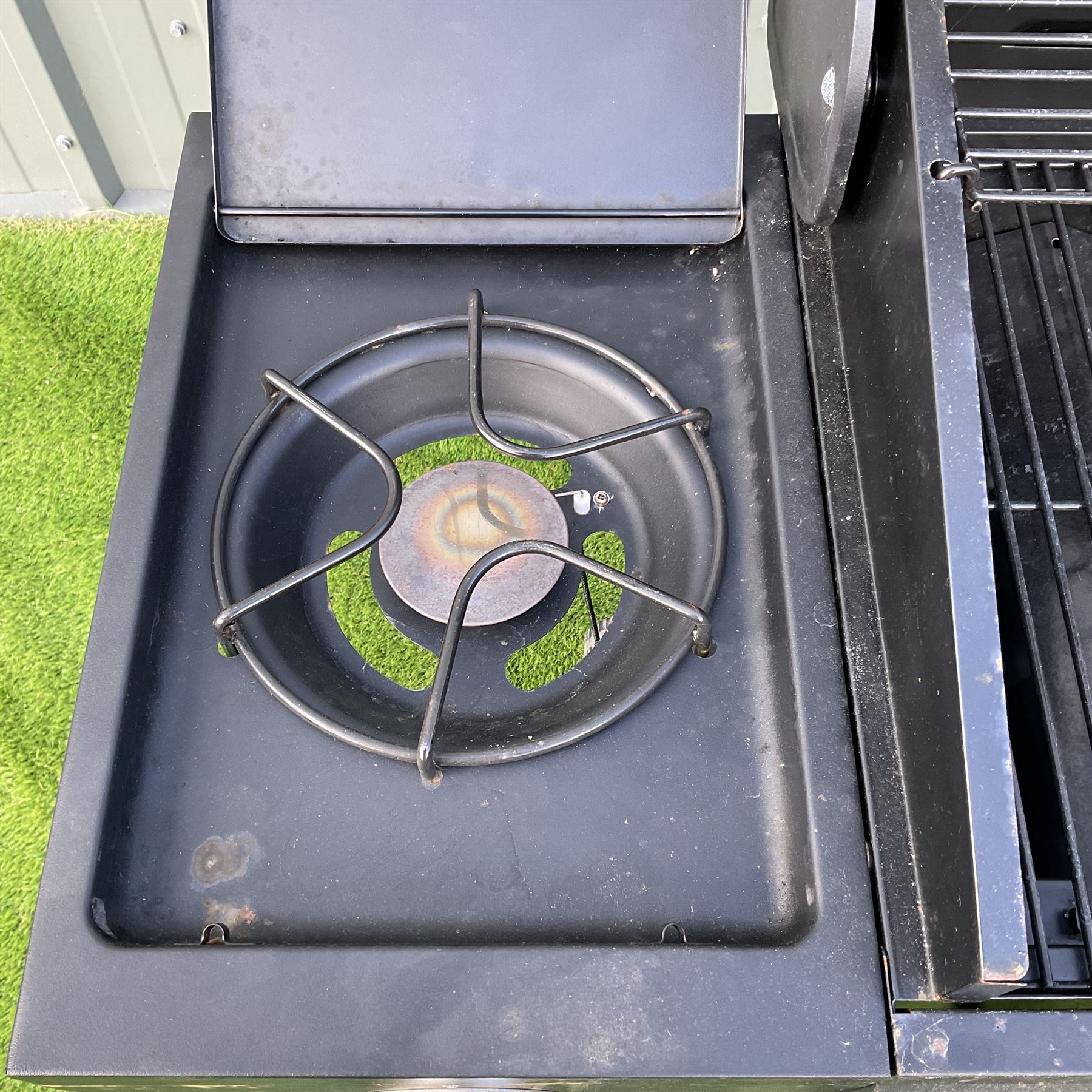 Jumbuck Nimbus, 2 burner Gas BBQ - THIS LOT IS TO BE COLLECTED BY APPOINTMENT FROM DUGGLEBY STORAGE, GREAT HILL, EASTFIELD, SCARBOROUGH, YO11 3TX