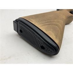 Springfield Armory M1A .22 cal. air rifle with under-lever action and wooden stock; serial no.6300, L116cm overall; in original cardboard box  NB: AGE RESTRICTIONS APPLY TO THE PURCHASE OF AIR WEAPONS.