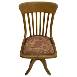 Oak swivel swivel chair with upholstered seat