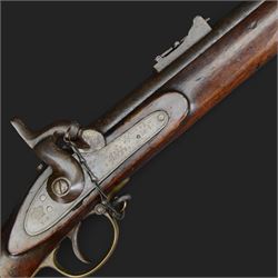 19th century Enfield percussion rifle, the 99cm barrel with three barrel bands, fore sight...