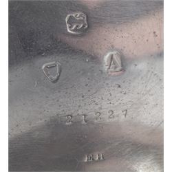 Victorian silver open face key wound English lever chronograph pocket watch No. 21227, cream enamel dial with Roman hours and outer Arabic minute ring, case by Edward Hickman, London 1876