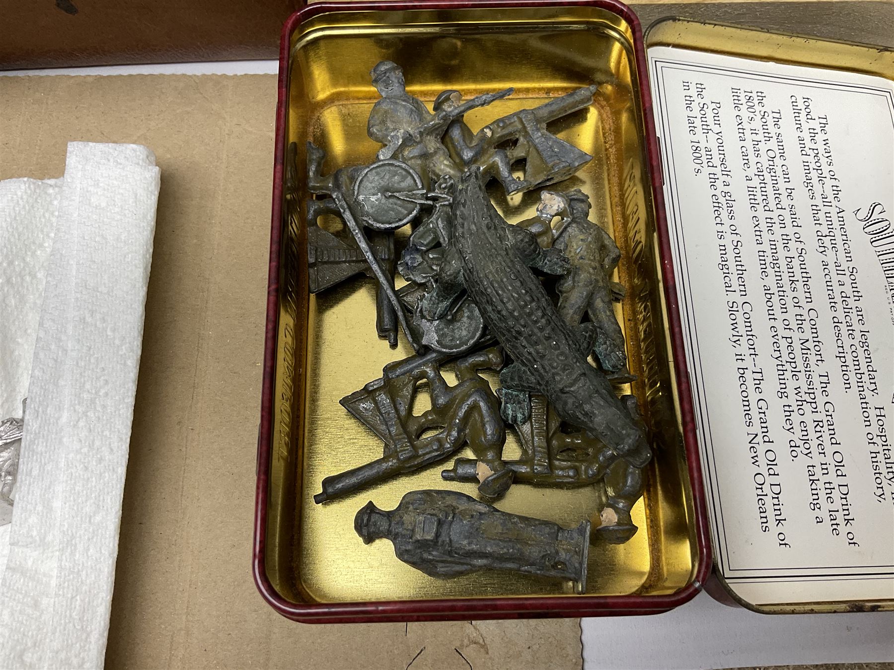 Large variety of predominantly metal miniature soldiers, a mixture of painted and non-painted figures, to include examples of American, British and European soldiers 