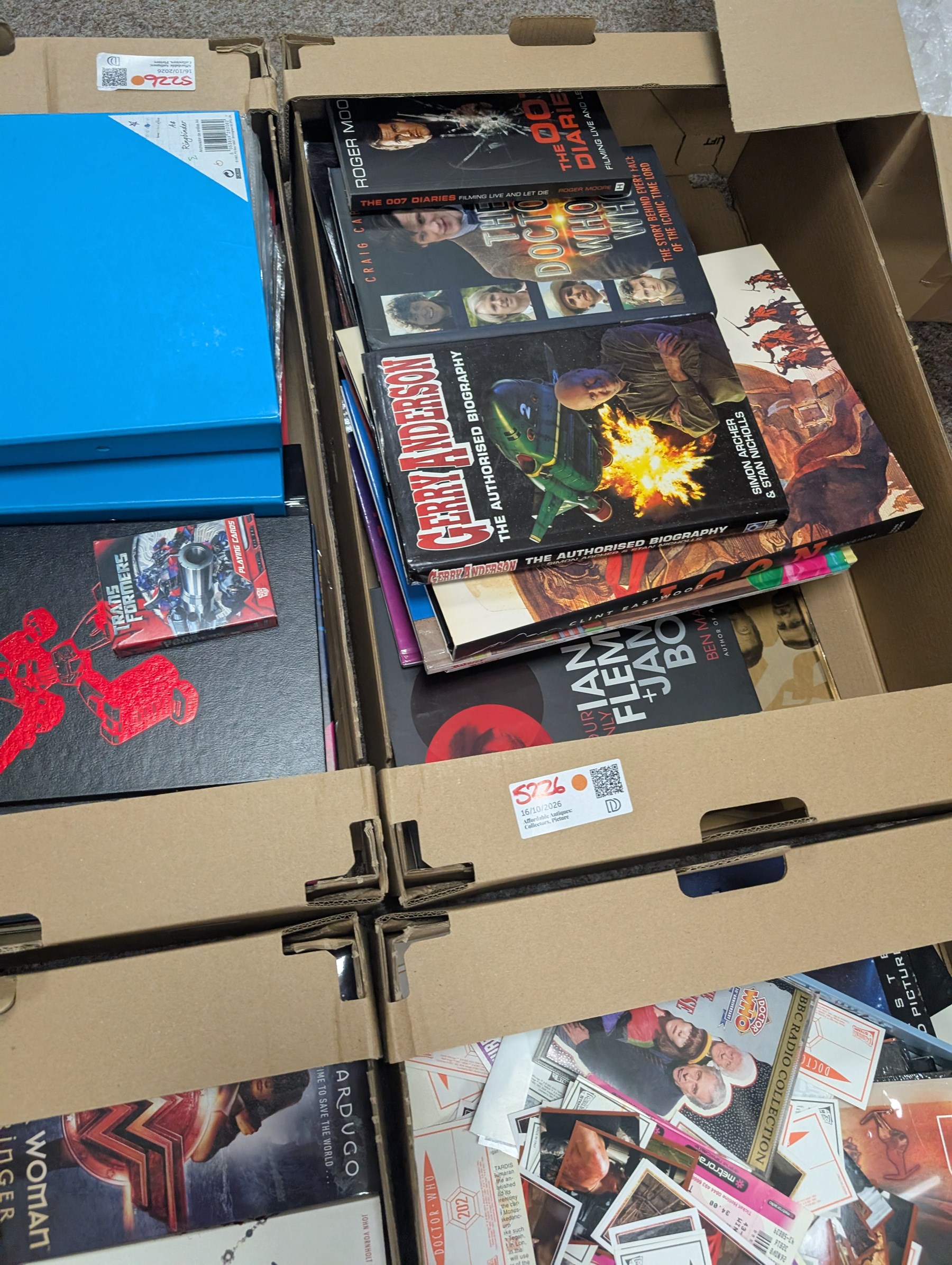 Collection of Sci-Fi related books, collectables and ephemera, including Star Wars, Buffy, Star Trek, Doctor Who and James Bond, together with other novels and non-fiction books, in six boxes