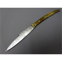  Early 20th century Spanish folding Knife, 18cm shaped steel blade stamped Baeuvoir, brass mounted horn and decorated bone handle, L38cm open   