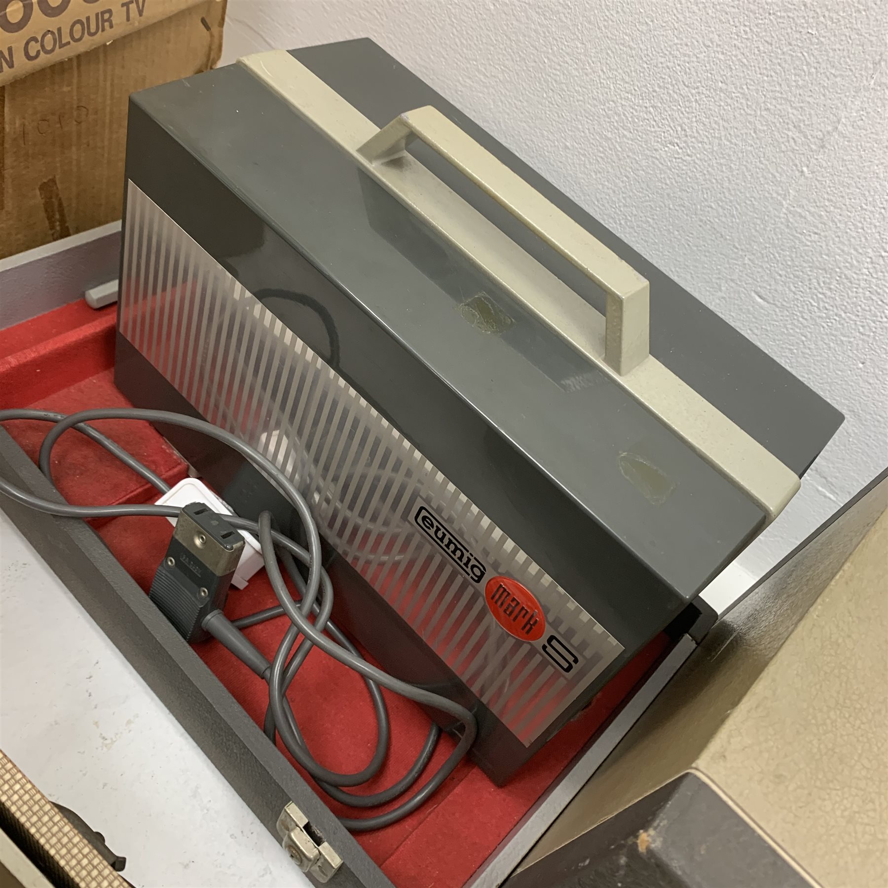 Sony Tritron Colour TV KV-6000BE, LPL enlarger, Kodascope Eight-500 projector, Tandberg Stereo Tape Recorder model 621X, Eumig mark s projector etc 