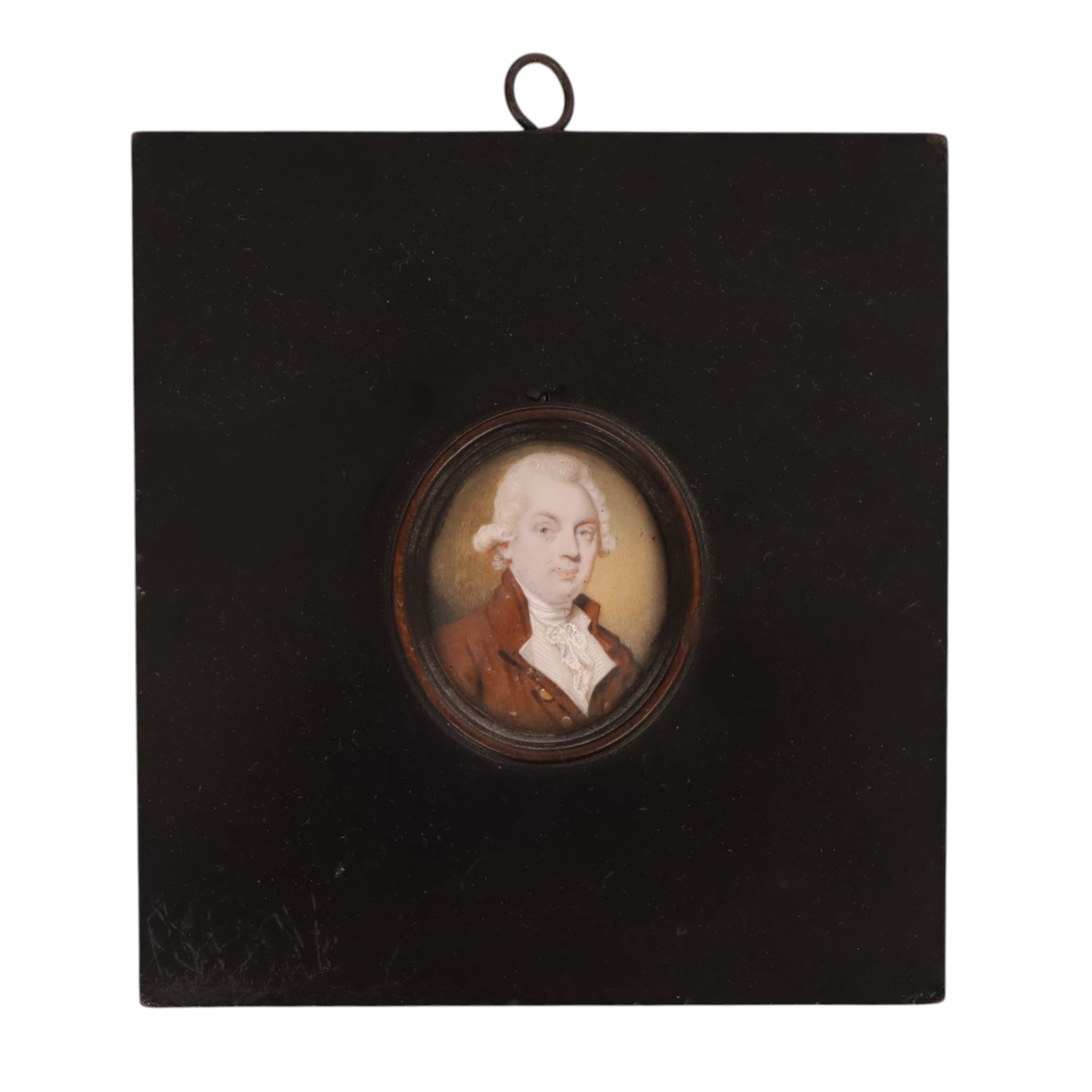 English School (Early 19th Century): Georgian Gentleman, portrait miniature on ivory unsigned, inscribed Samuel H* died 1816 aged 74 verso, 4.5cm x 4cm

This lot has been registered for sale under Section 10 of the APHA Ivory Act