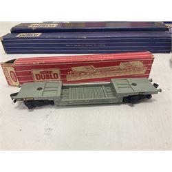 Hornby Dublo - 4620 Breakdown Crane; TPO Mail Van Set; D1 Level Crossing; Pullman cars and goods vans; with a large quantity of track to include straight and curved track, switch points and buffer stops; boxed and loose