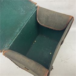 Folding plate camera in mahogany and lacquered brass, with Rapid Symmetrical Reetigmat len and two dark slides in canvas case