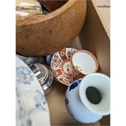 Spode Grey Colonel pattern soup tureen, together with Spode and Royal Albert plates, Minton coffee cup and saucer, Aynsley teacup and saucer, and other ceramics and collectables, in two boxes