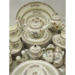  Wedgwood 'Kutani Crane' comprehensive service for twelve persons comprising dinner plates, side plates, tea plates, gravy boat and saucer, three tureens, pair graduating meat plates, tea set, coffee set and other table ware, lacking one saucer (127)  