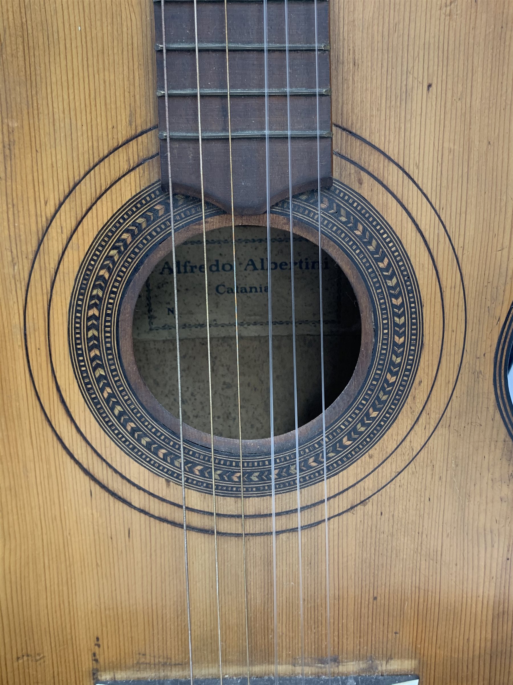 Alfredo Albertini Catania acoustic guitar in carrying case