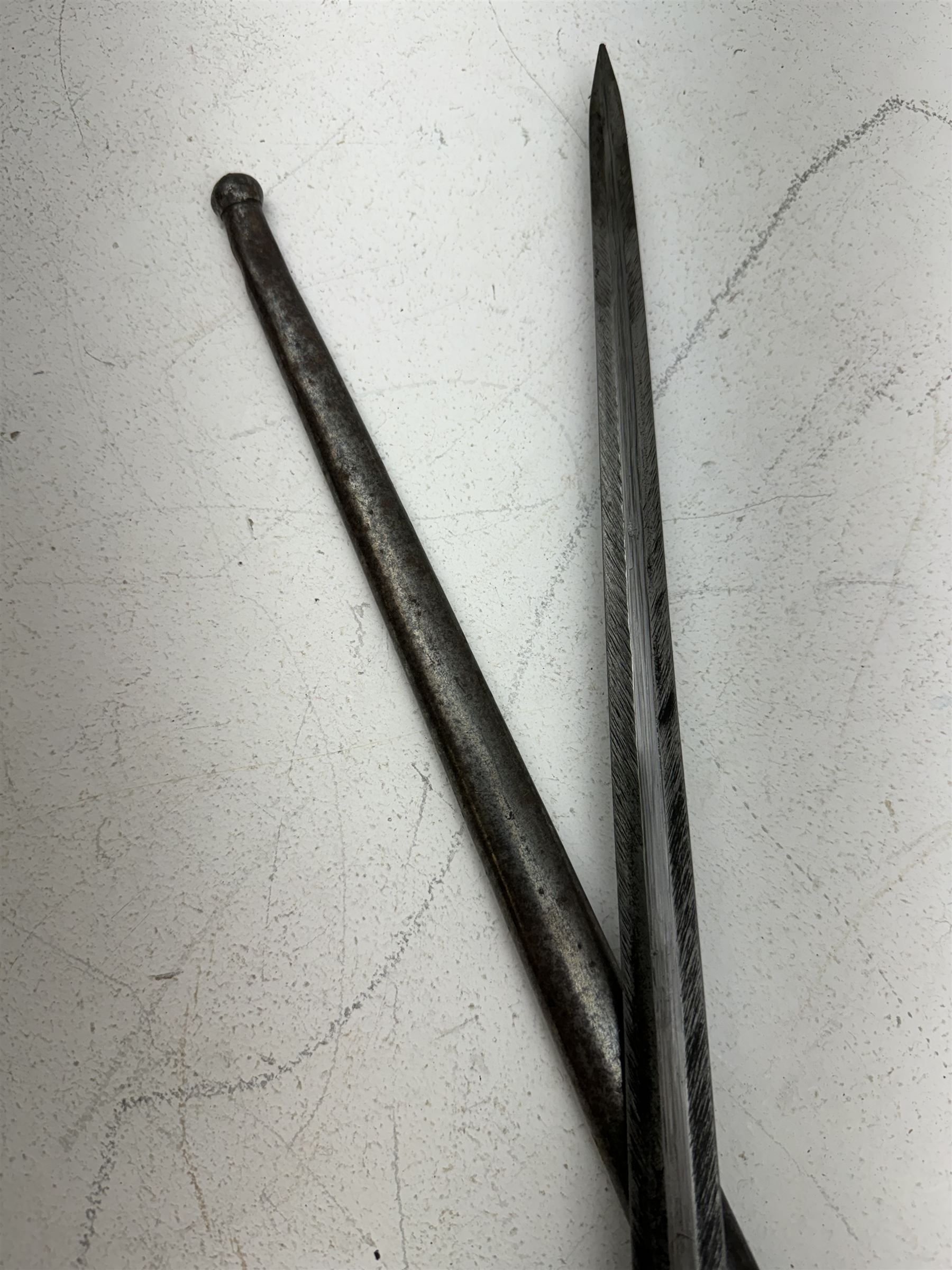 Dutch M1895 Mannlicher bayonet, with  44cm double edge blade, with wooden grip and bluing; in steel scabbard, L59cm 