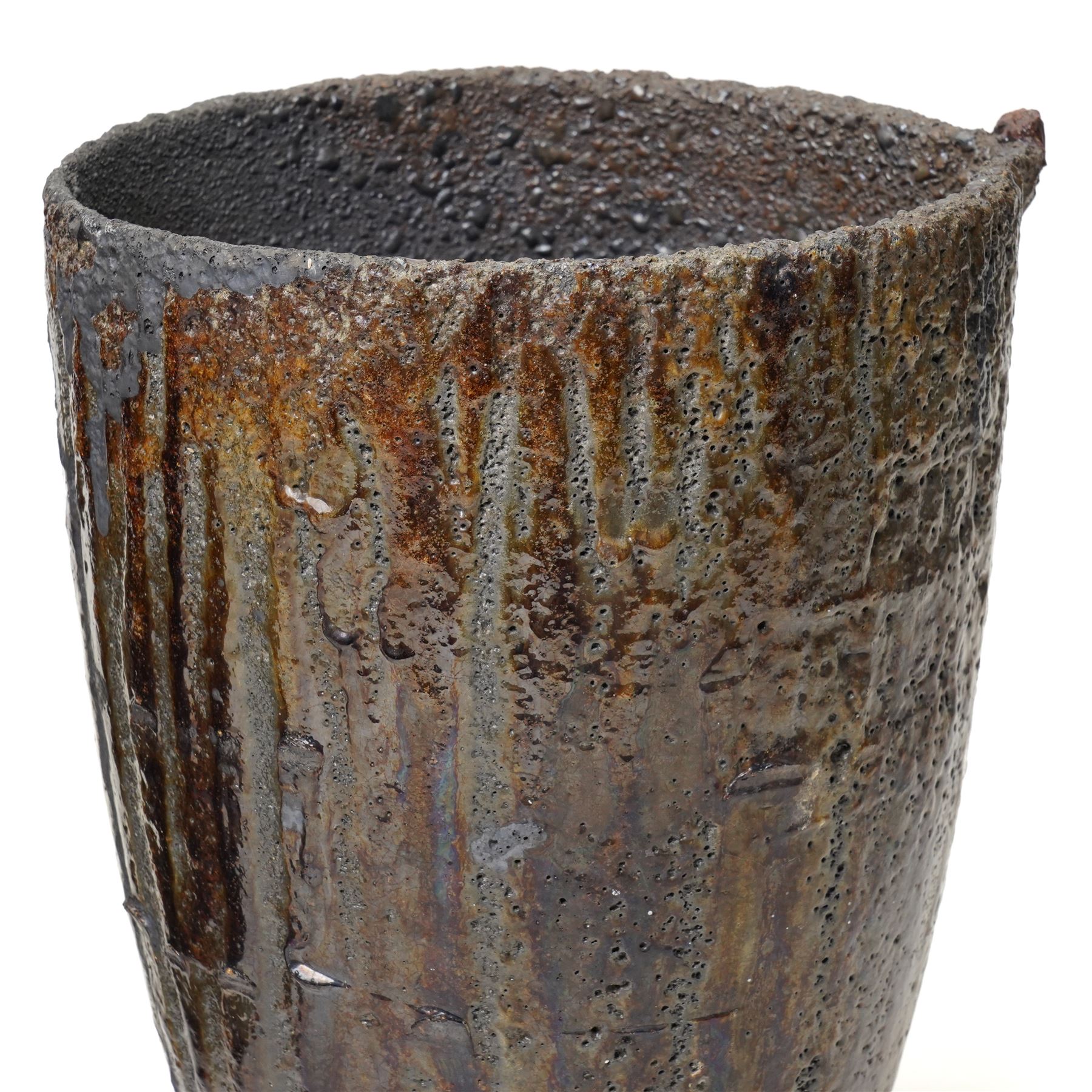 Pair of smelting crucible pots, H35cm (2)