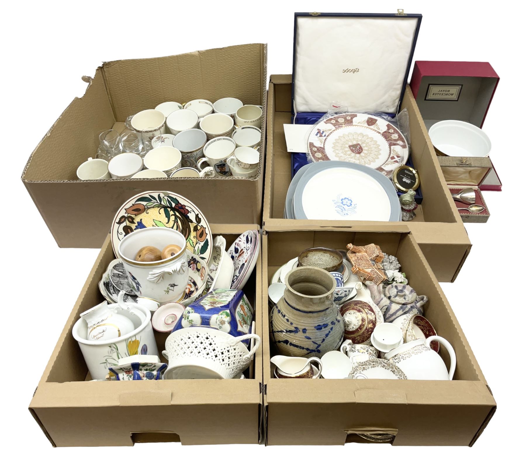 Twin handled cache pot in the style of Herend Hungary, stamped VA Portugal, decorated with birds upon branches, Mason's Ironstone large footed bowl in the Mandarin pattern, Spode Gainsborough bowl, Royal Doulton Bird of Paradise plate c1938 D4602, lustre plates, Aynsley, oriental style lidded vase, Portmeirion, lattice creamware, J & G Meakin Sol, Wedgwood, studio pottery, Spode York Minister boxed plate etc