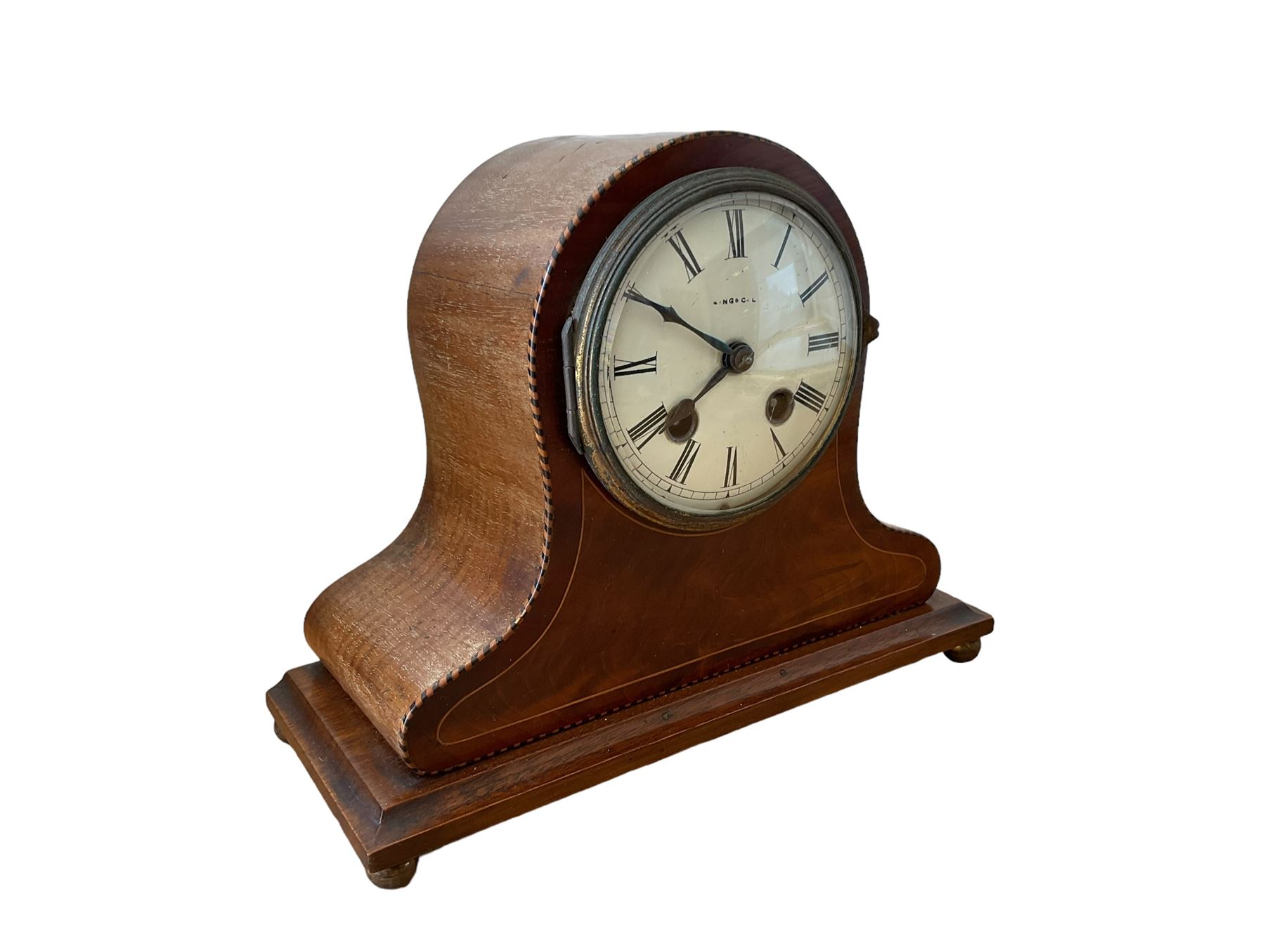 German Edwardian 8-day mahogany cased mantle clock, with pendulum and key.