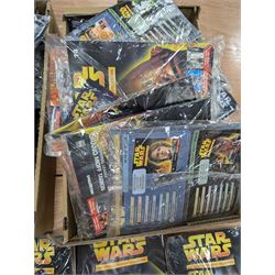 Large collection of Deagostini Star Wars Figurine Collection magazines, most magazines sealed and with accompanying figurines, in two boxes 