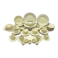 Art Deco Crown Ducal tea and dinner wares, reg no. 784158, comprising dinner plates, teacups, saucers, coffee cups, crescent shaped side plates, bowls, eggcups, etc, (93)