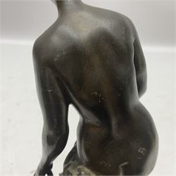 After Christophe Gabriel Allegrain, bronzed figure Venus in the Bath, H24cm