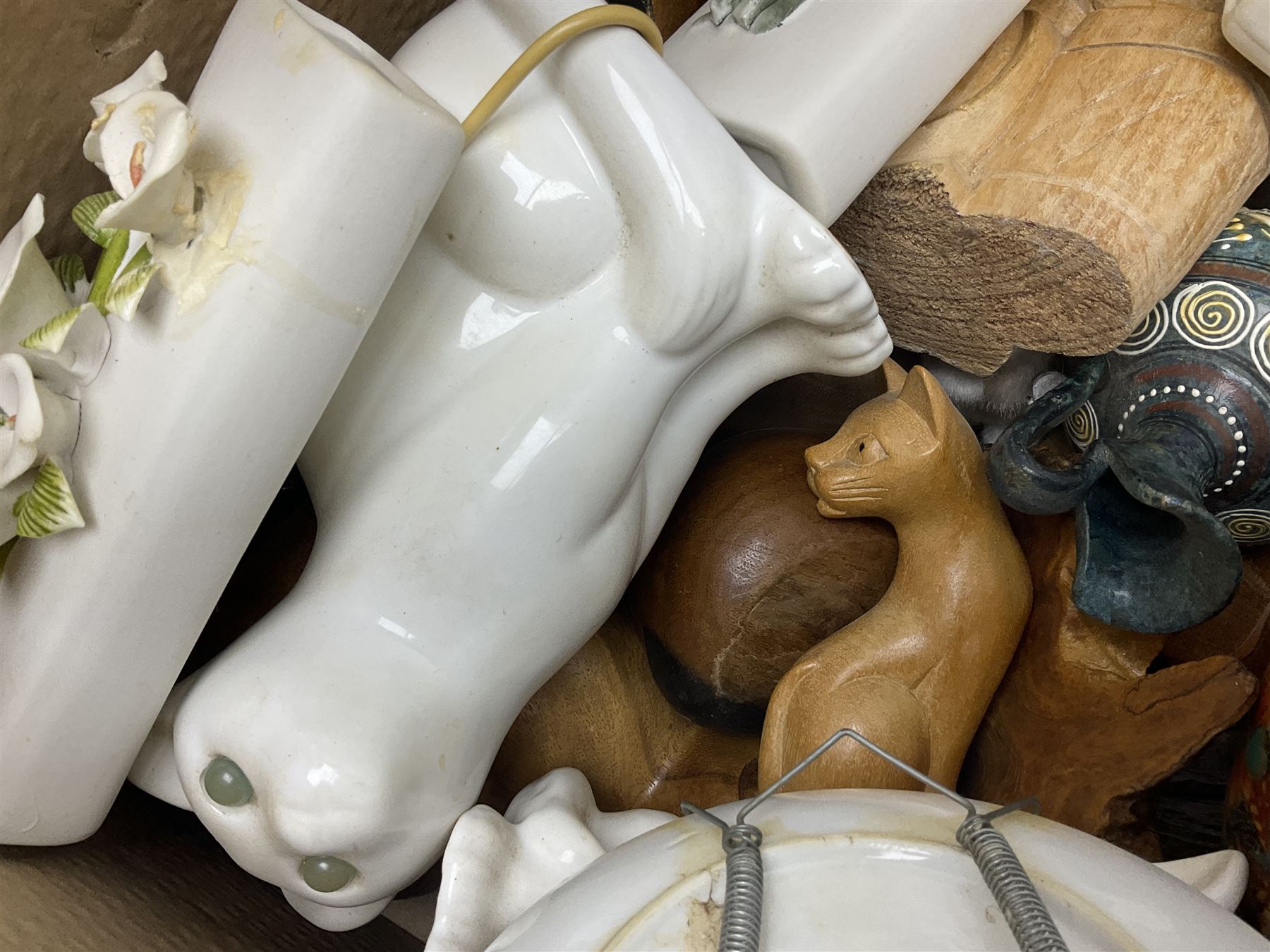 Japanese ceramic egg, three Japanese plates, various cat figures, treen etc in two boxes