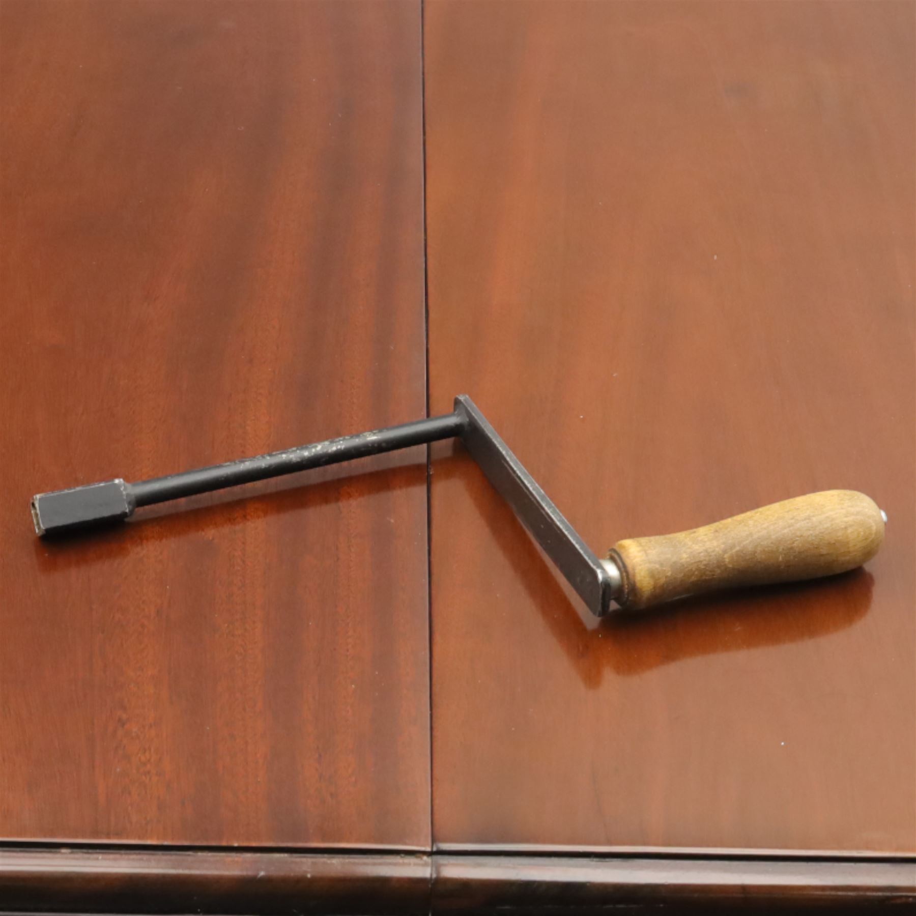 Large Victorian mahogany dining table, rectangular telescopic top with two additional leaves, upon turned knopped and reeded legs with ceramic casters, (Extends to 230cm)