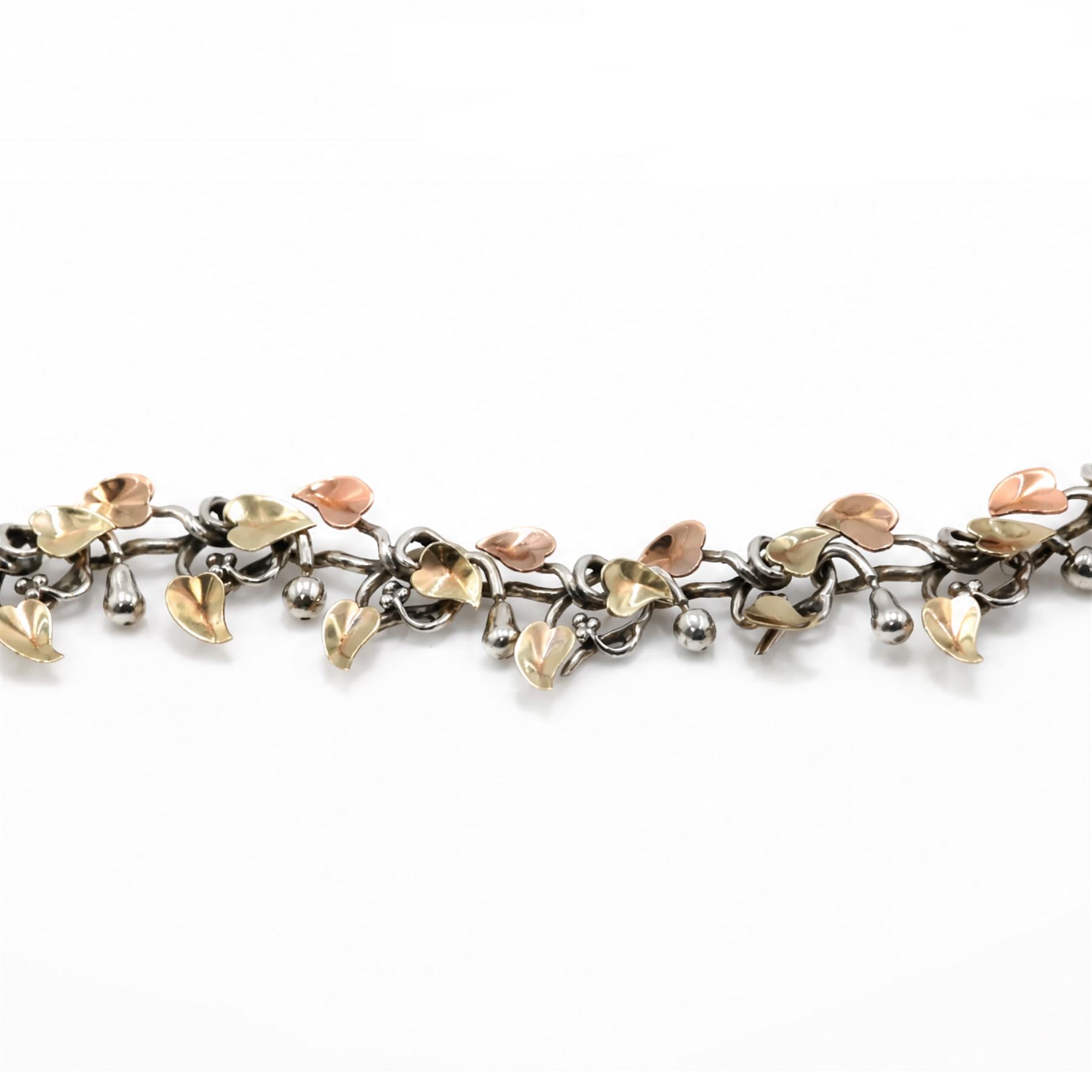 Brett Payne silver and 9ct gold fruiting vine necklace, seventeen links with alternating pears and apples and 9ct gold leaves, Sheffield 1998, boxed