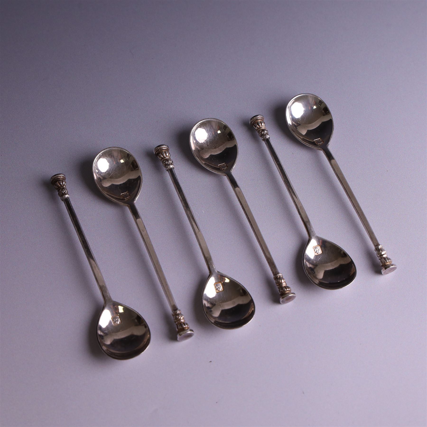 Set of six mid 20th century silver seal top teaspoons, hallmarked William Suckling Ltd, London 1960, contained within fitted case
