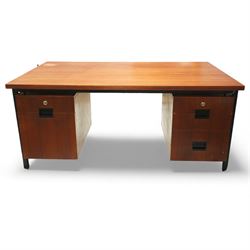 Cees Braakman (1917-1995) - Dutch designer teak twin pedestal desk, clean lined rectangula...