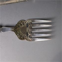 Pair of late Victorian silver fish servers, each with pierced and engraved geometric decoration, hallmarked Goldsmiths & Silversmiths Co, London 1896, handles removed, contained within fitted case