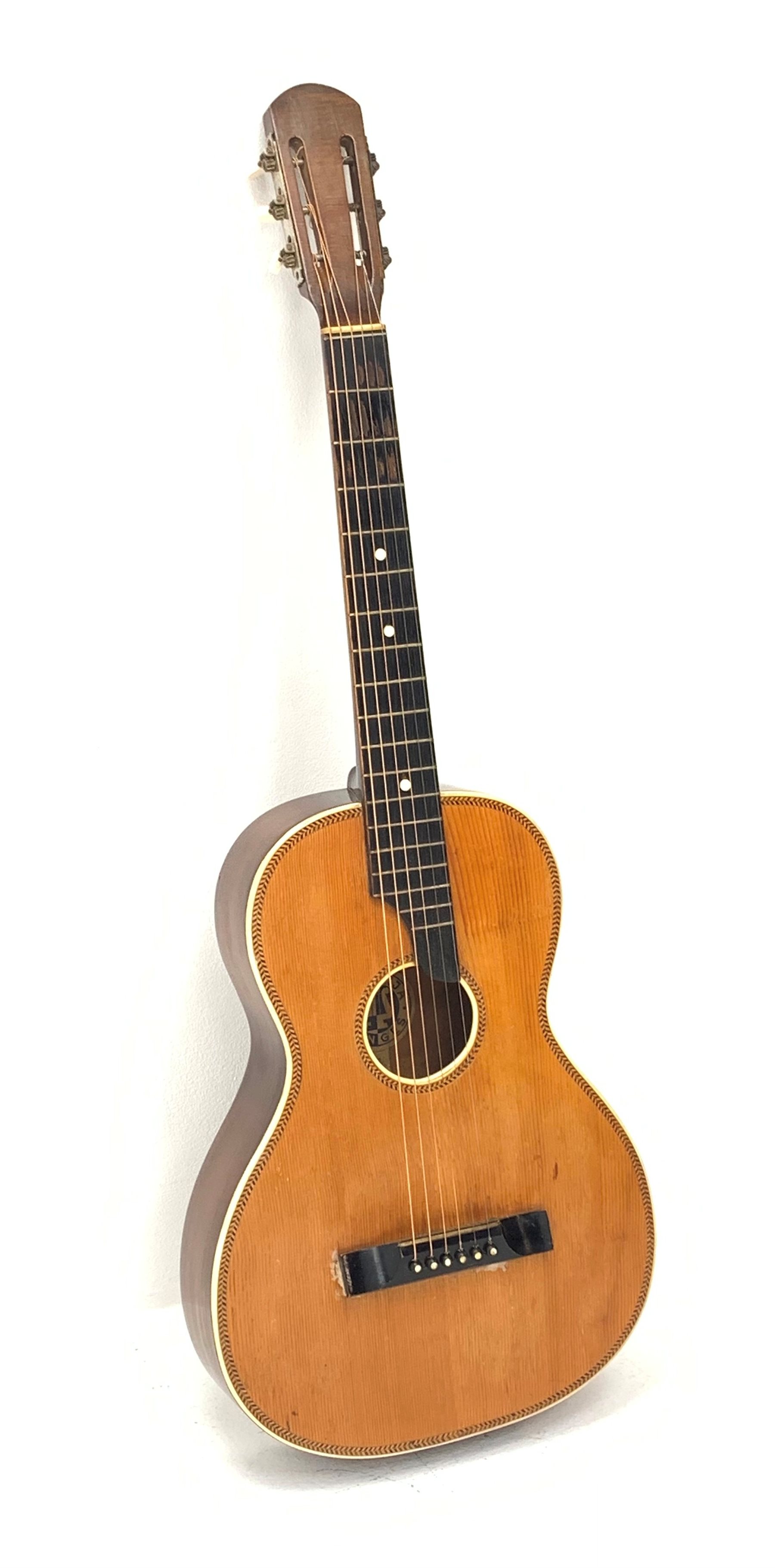 Melodija Menges vintage Parlour guitar 