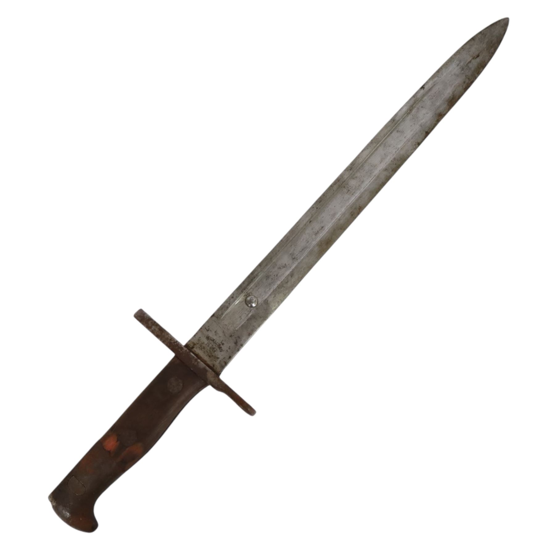 WWI Swiss 1918 pattern bayonet, with ricasso stamped 'NEUHAUSEN SIG', with metal scabbard, L44cm 