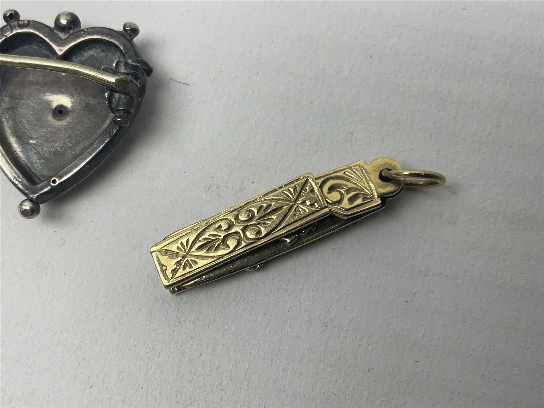 9ct gold Masonic compass initial C pendant, and a Victorian silver sweetheart brooch, commemorating the Diamond Jubilee of Queen Victoria