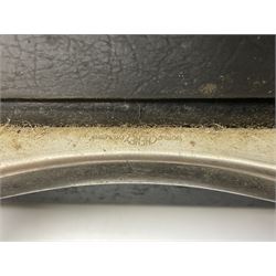 Browning black plastic shotgun case to accommodate 76.2cm (30