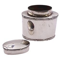 Edwardian silver tea caddy, of plain oval form with reed and ribbon border to the body and cover, hallmarked Deakin & Francis Ltd, Birmingham 1902, H8cm, approximate weight 3.64 ozt (113.4 grams)