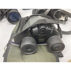 Seventeen pairs of binoculars, to include Carl Zeiss Jena Jenoptem 8x30W, Bell & Howell 8x40, Ranger 8x21, Miranda 10x50, Photoco Super 8x30, sixteen with cases