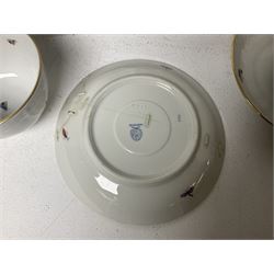 Herend of Hungary Rothschild bird pattern, part tea service, comprising two large teacups and saucers, two teacups and three saucers, milk jug, sugar bowl, five dessert plates and two side plates (18)